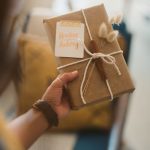Купить подарок москва с доставкой