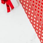 Какой подарок купить девушке