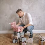 Купить подарки девочкам